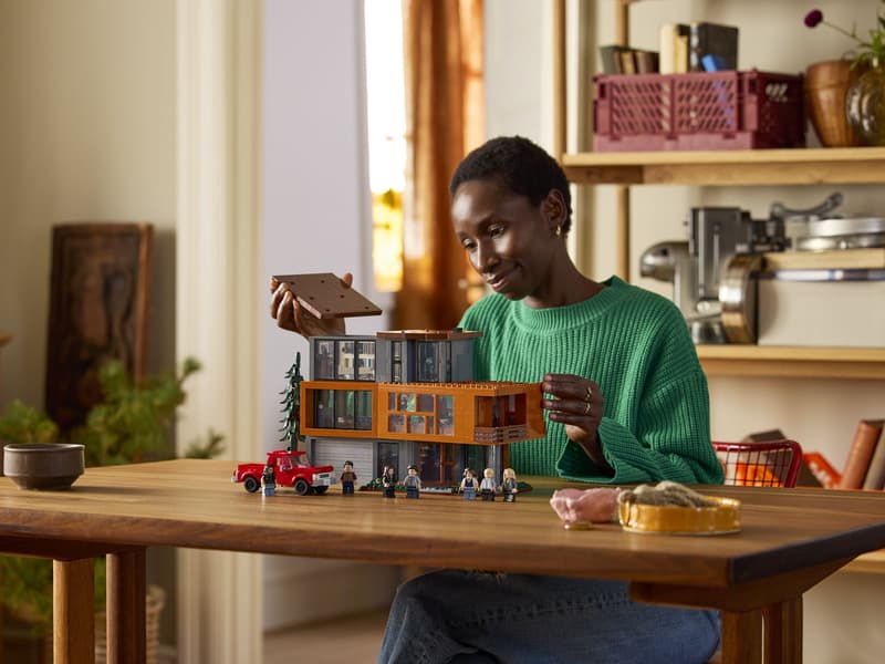 LEGO Ideas Twilight The Cullen House 21354 Building Set for Adults – Collectible Twilight Saga Display Model (2,001 Pieces)