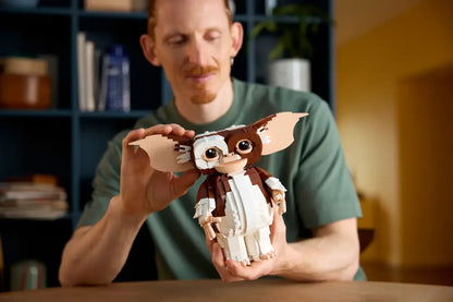 LEGO 21361 Ideas Gremlins: Gizmo Posable Figure, Fantasy Gift - Building Blocks Set (1125 Pieces) For Adults -Age 18+