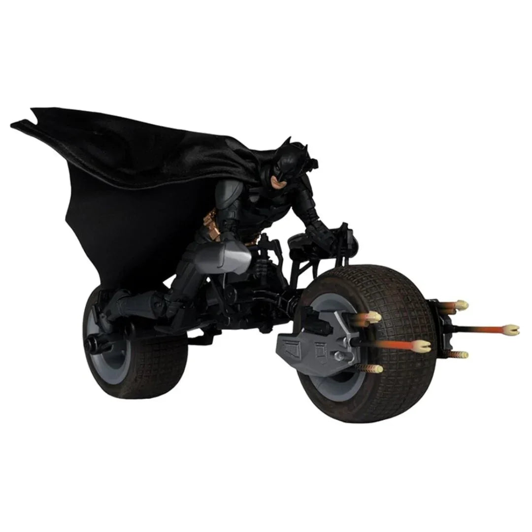 Batpod with Batman (The Dark Knight) – DC Multiverse Vehicle & Figure Set by McFarlane Toys - Jaiman Toys