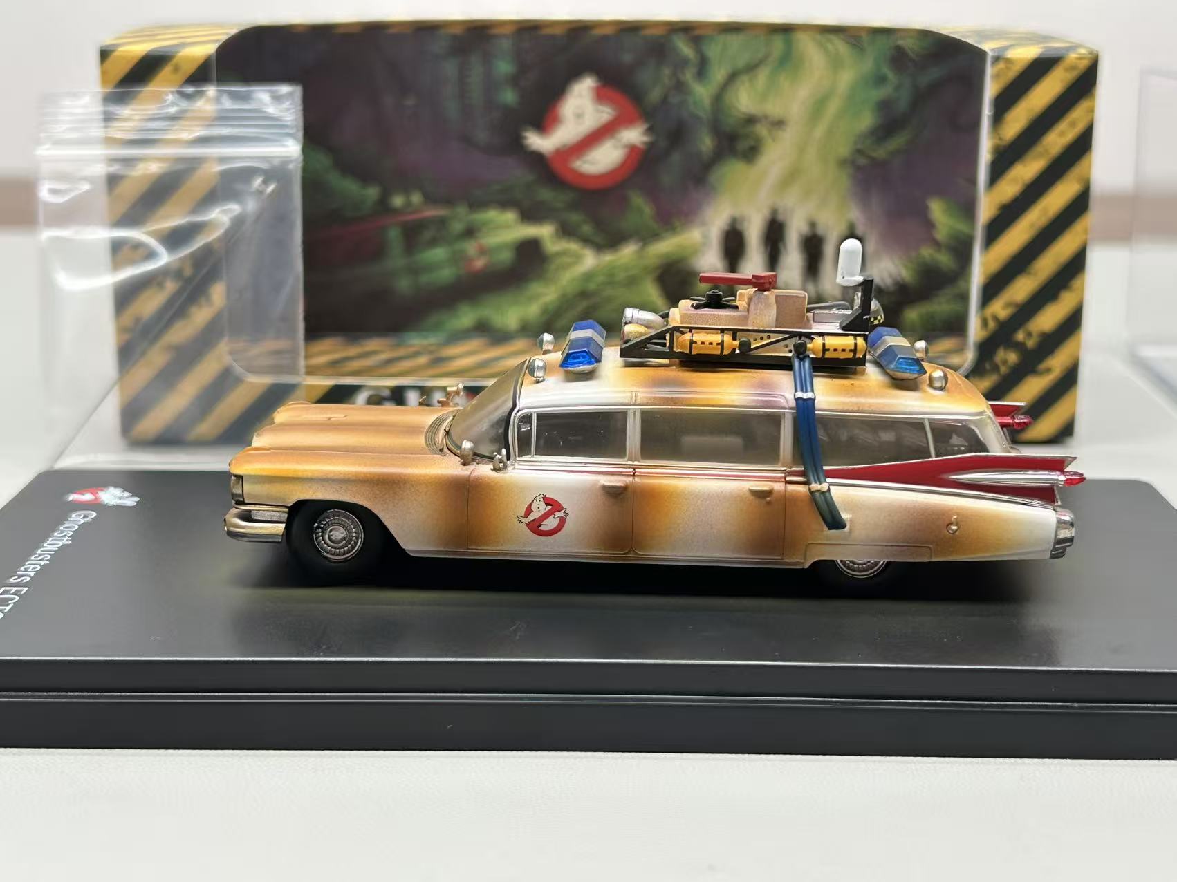 YS Model 1:64 Ghostbusters ECTO-1 Dirty Version Die-Cast Model Car