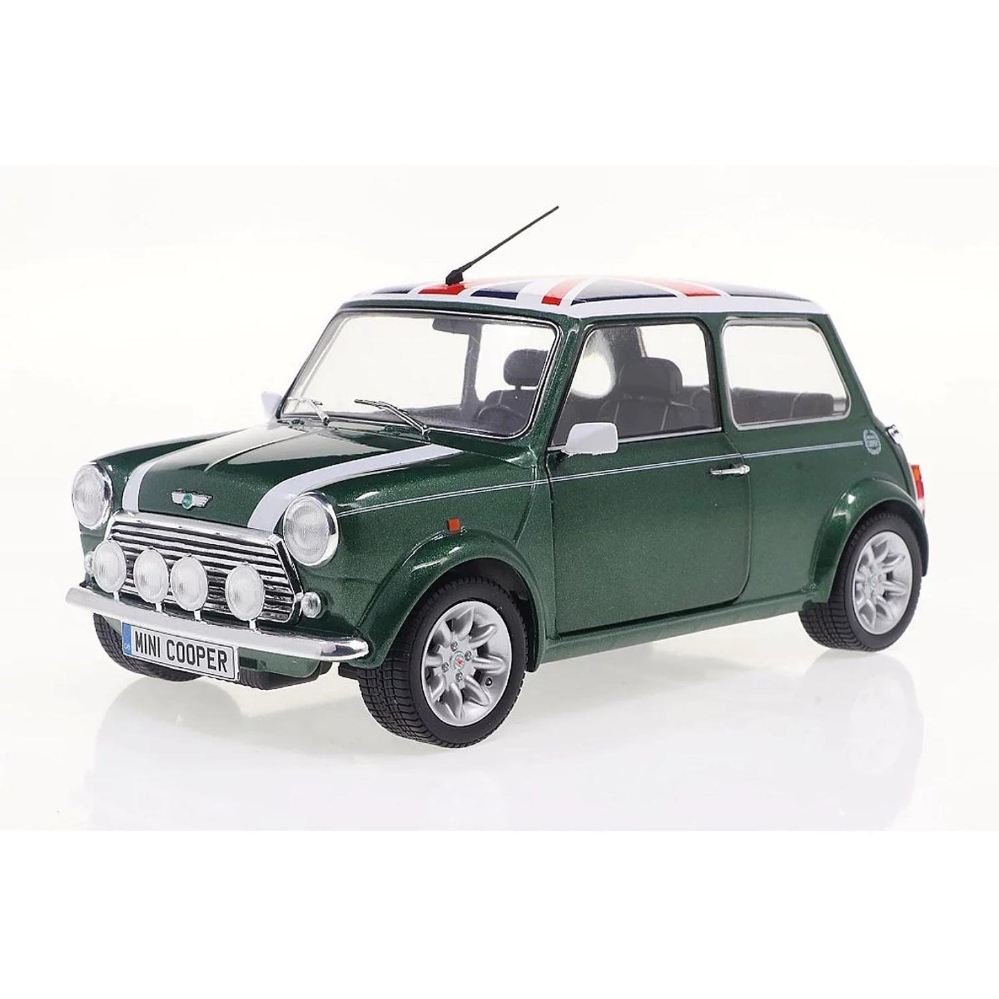 SOLIDO 1:18 Scale Mini Cooper Sport Diecast Model Car – British Racing Green