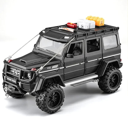 CHE-ZHI Mercades-Banz G550 4x4 Limited Edition Diecast Sports car Modified Pull Back Car with  Openable Doors & Sound Light Diecast Car  Model