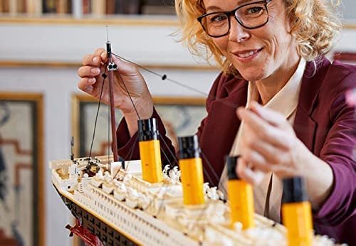 Lego 10294 Titanic, 9090 Pieces