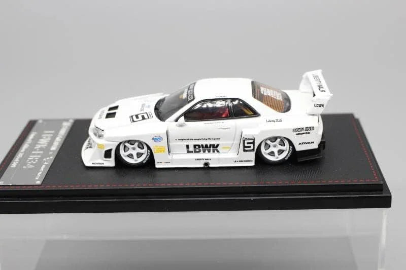 STREET WEAPON NISSAN SKYLINE ER34 LBWK WHITE DIECAST CAR MODEL - Jaiman Toys