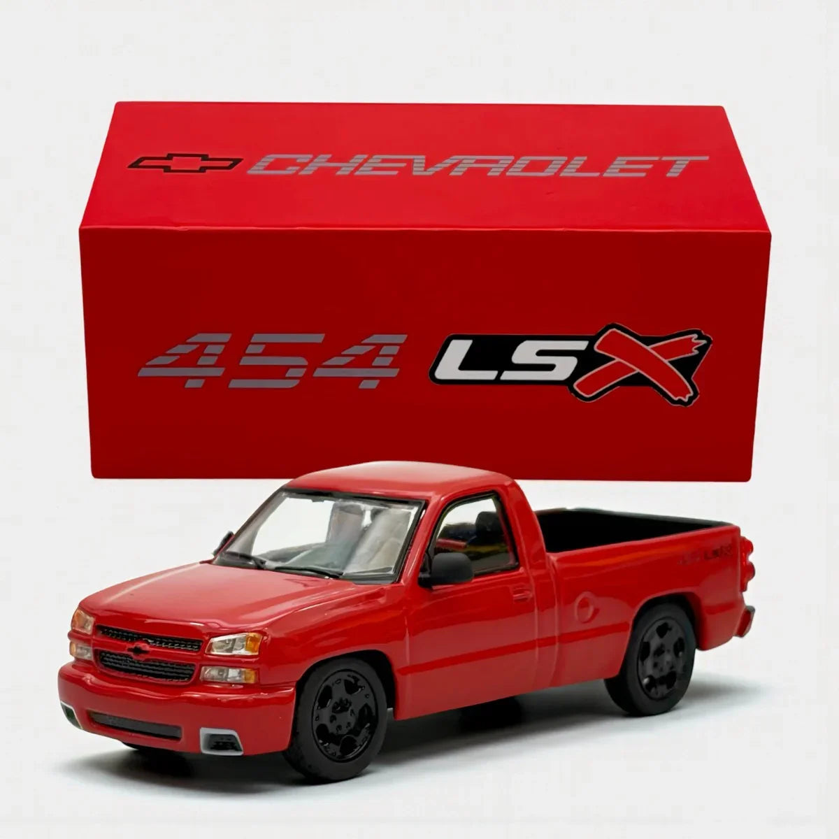PARA64 1:64 (2006) Chevrolet Silverado Single Cab Victory Red - Diecast Car Model