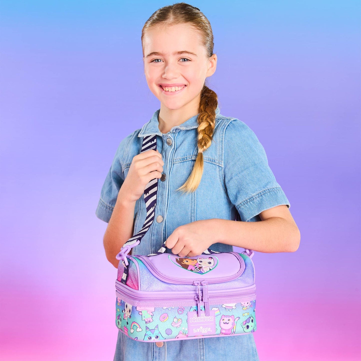 Smiggle Gabby's Dollhouse Insulated Lunch Bag with Adjustable Shoulder Strap – Purple