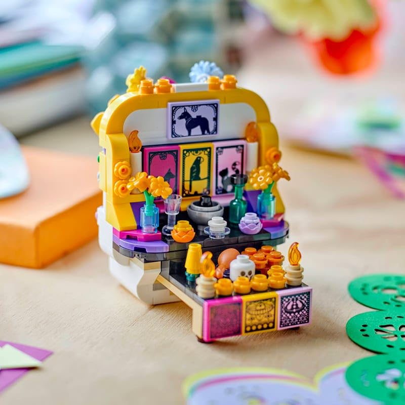 LEGO® Altar of the Dead 40811 Día de los Muertos Decor, 231 Pieces