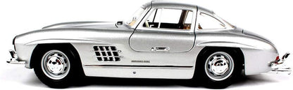 Bburago 1:24 Mercedes Benz 300 SL (1954) Diecast Car