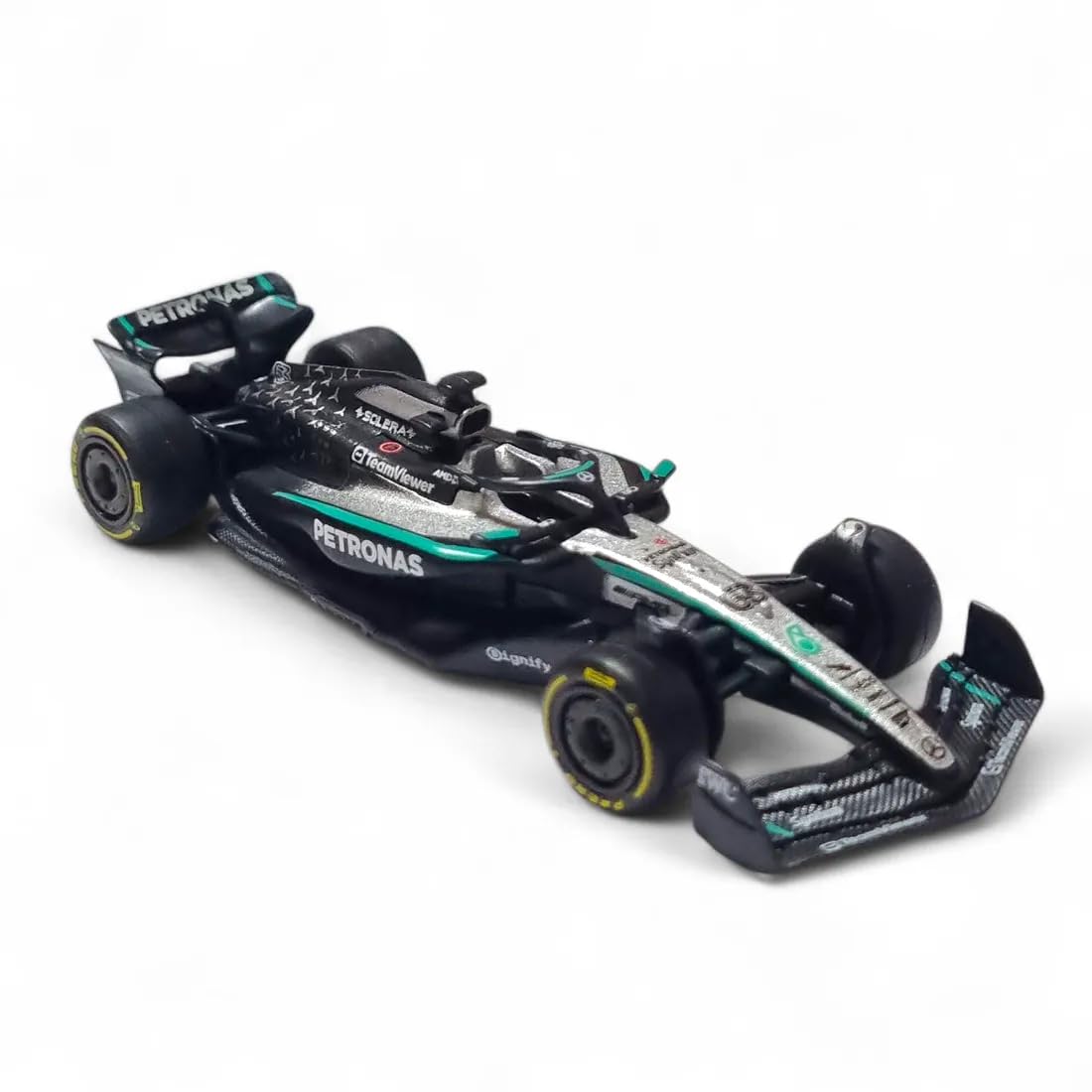 Bburago 1:64 Scale Mercedes-AMG F1 W16 E Performance #63 George Russell 2025 Diecast Formula One Racing Car Model