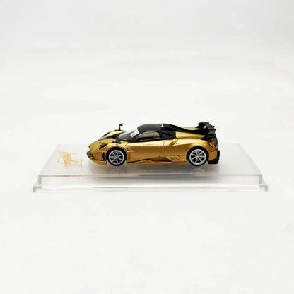 CM Model 1:64 Pagani Imola Full Carbon Gold Diecast Model Car with Extra Wheels | Premium Hypercar Collectible