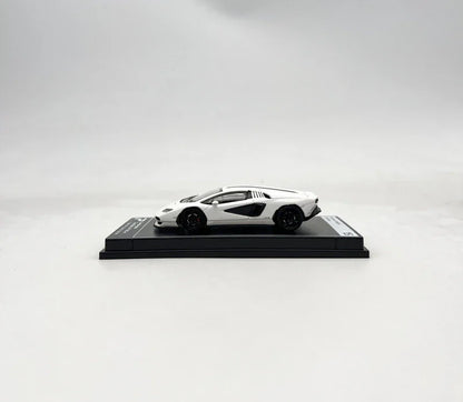 PosterCars 1:64 Lamborghini Countach LPI 800-4 – White – Acrylic Box | Hypercar League Collection - Jaiman Toys