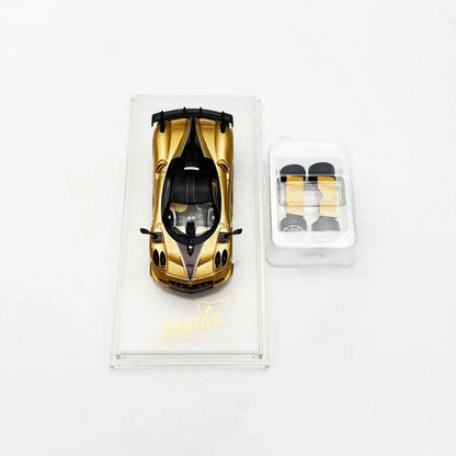 CM Model 1:64 Pagani Imola Full Carbon Gold Diecast Model Car with Extra Wheels | Premium Hypercar Collectible