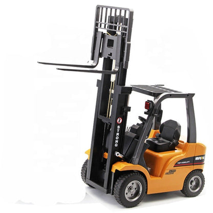 HUINA 1577 2026 1:14 RC Forklift | 14CH 2.4GHz Alloy Forklift with Lifting Forks, Grabber, Lights & Sound