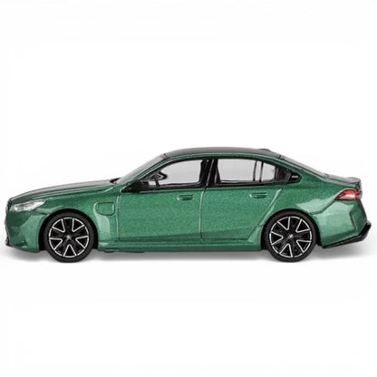 Mini GT 1:64 BMW M5 Isle of Man Green + Mazda RX-7 Re-Amemiya 20B NA 3-Rotor – 7 Ama-San Go | Die-Cast Duo Set