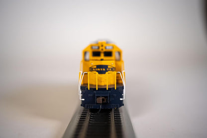 Bachmann EMD SD40-2 DCC Equipped Diesel Locomotive Santa Fe #5020 HO Scale