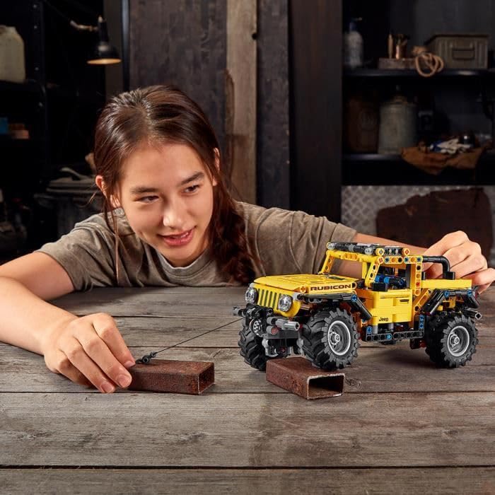 LEGO Technic 42122 Jeep Wrangler V29 Building Blocks For 9 Years&Above, Multi color