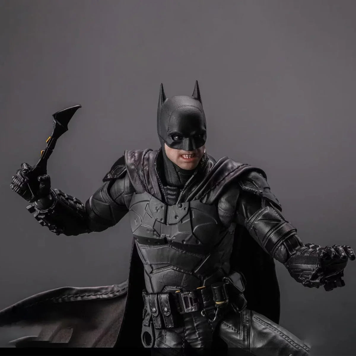 Fond Joy DC The Batman – Ultimate Action Figure | 1/9 Scale DC Collectible Model - Jaiman Toys