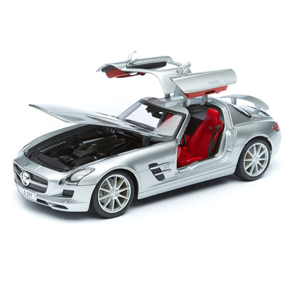 Maisto Mercedes Benz SLS AMG Silver Metallic Special Edition 1/18 Diecast Model Car 31389