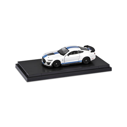Bburago 1:64 2020 Ford Mustang Shelby GT500 Die-Cast Model Car | Metal Collectible Sports Car with Display Stand – White, Ages 14+