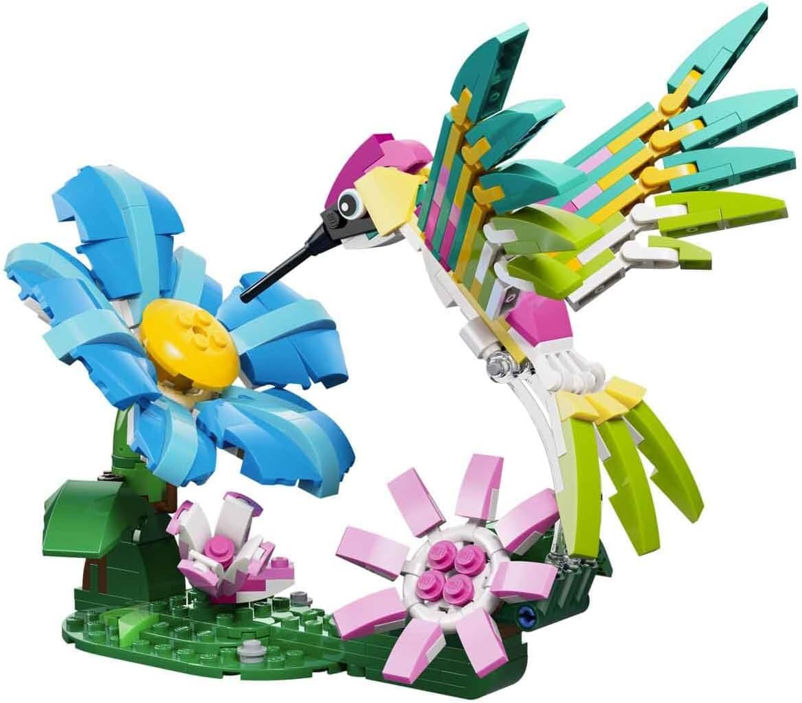 LEGO - 31384 Creator 3in1 Wild Animals: Colourful Hummingbird - Bird Toy Transforms into a Butterfly or Fish Figure - DIY Room Decor Idea - Creative Gift for 8+ Year Old Girls & Boys