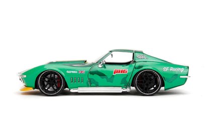 Jada Toys Street Fighter Cammy & 1969 Chevrolet Corvette Stingray ZL1 1:24 Scale Diecast Car with Collectible Figure – Green