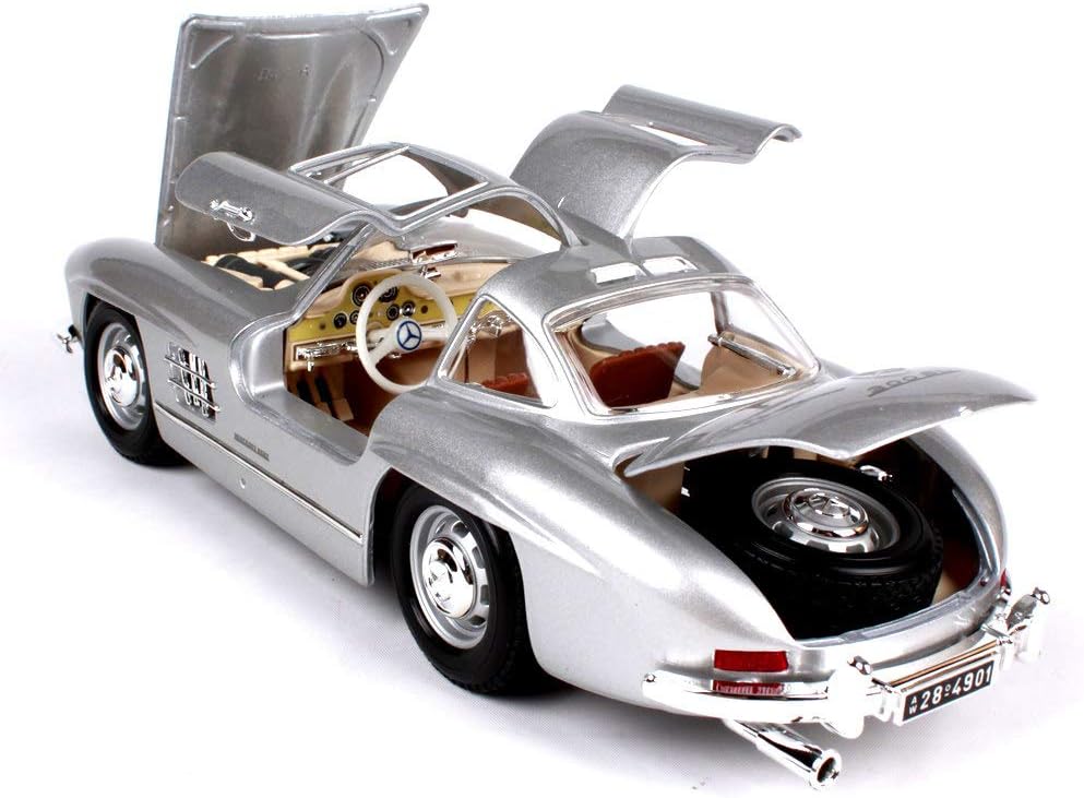 Bburago 1:24 Mercedes Benz 300 SL (1954) Diecast Car