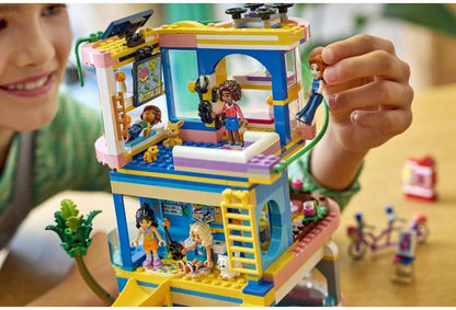 LEGO Friends 42689 Heartlake City Friends Club House Toy - Miniature Set incl. 5 Mini Dolls, 3 Pet Animal Figures incl. Toy Cat & Accessories - Birthday Gift for 8+ Year Old Girls