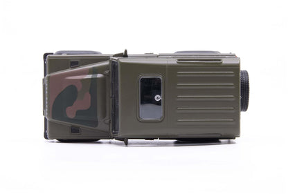 Welly 1:38 Land Rover Defender Military Camouflage Die-Cast Model