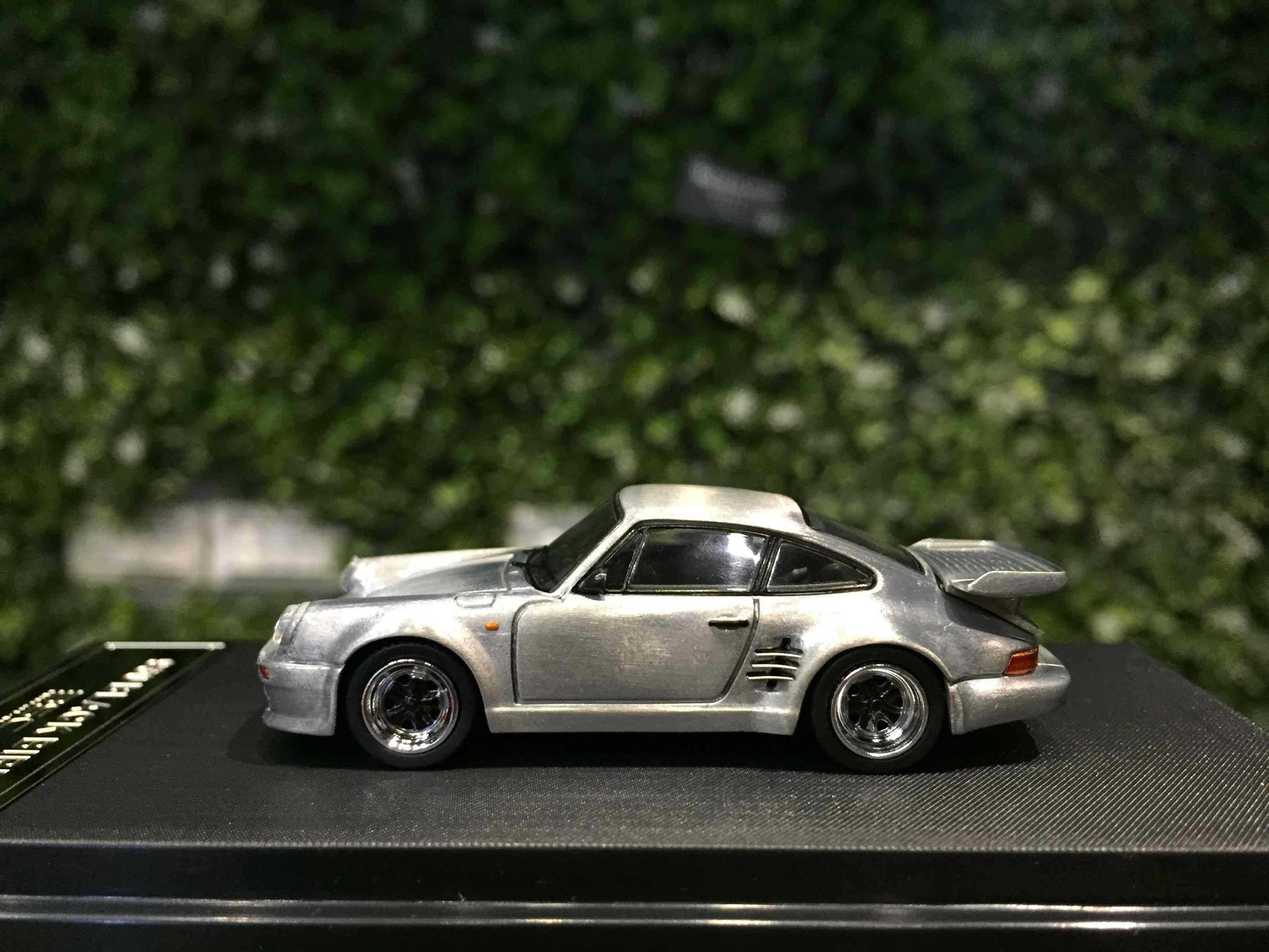 BSC 930 Black Bird Porsche Silver Metalic 1:64 Scale die-cast model car - Jaiman Toys