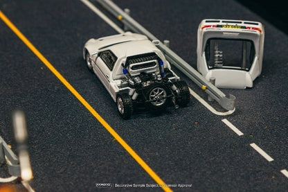 Tarmac Works 1:64 Ford RS200 White Diecast Car with Removable Bonnet (T64P-001-WH) – Detailed Collectible Model
