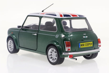 SOLIDO 1:18 Scale Mini Cooper Sport Diecast Model Car – British Racing Green