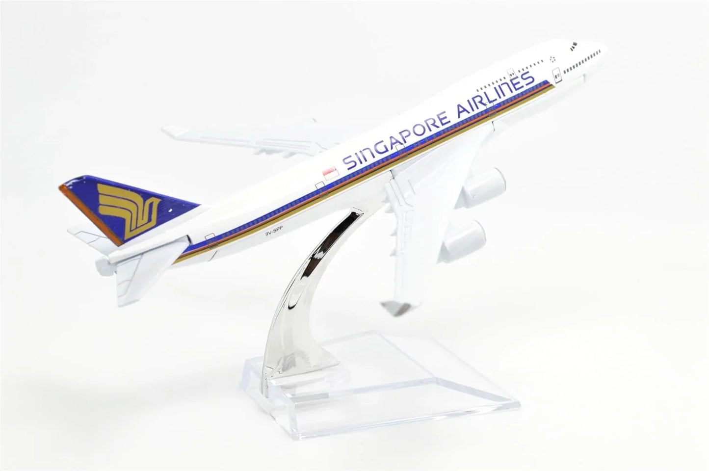 Collectible 1:400 Scale Aircraft Model Airplane – Singapore Airlines B747 (16 cm) - Jaiman Toys