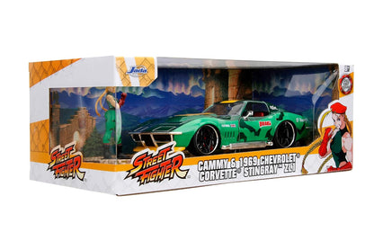 Jada Toys Street Fighter Cammy & 1969 Chevrolet Corvette Stingray ZL1 1:24 Scale Diecast Car with Collectible Figure – Green