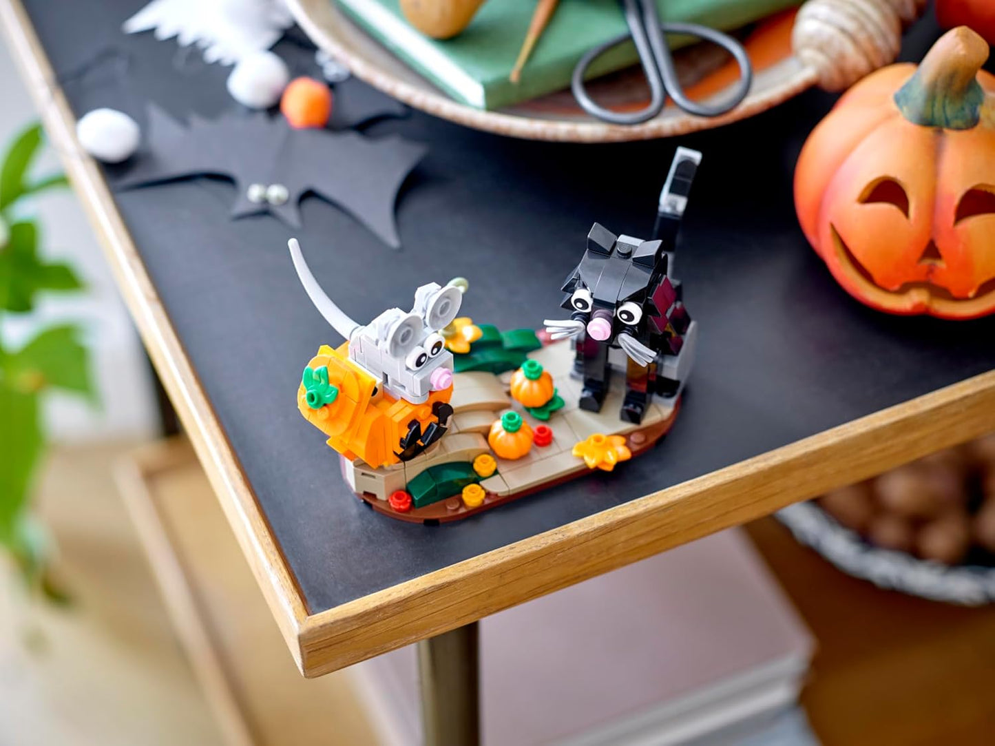 Lego Halloween Cat & Mouse 40570 Building Kit (328 Pieces)