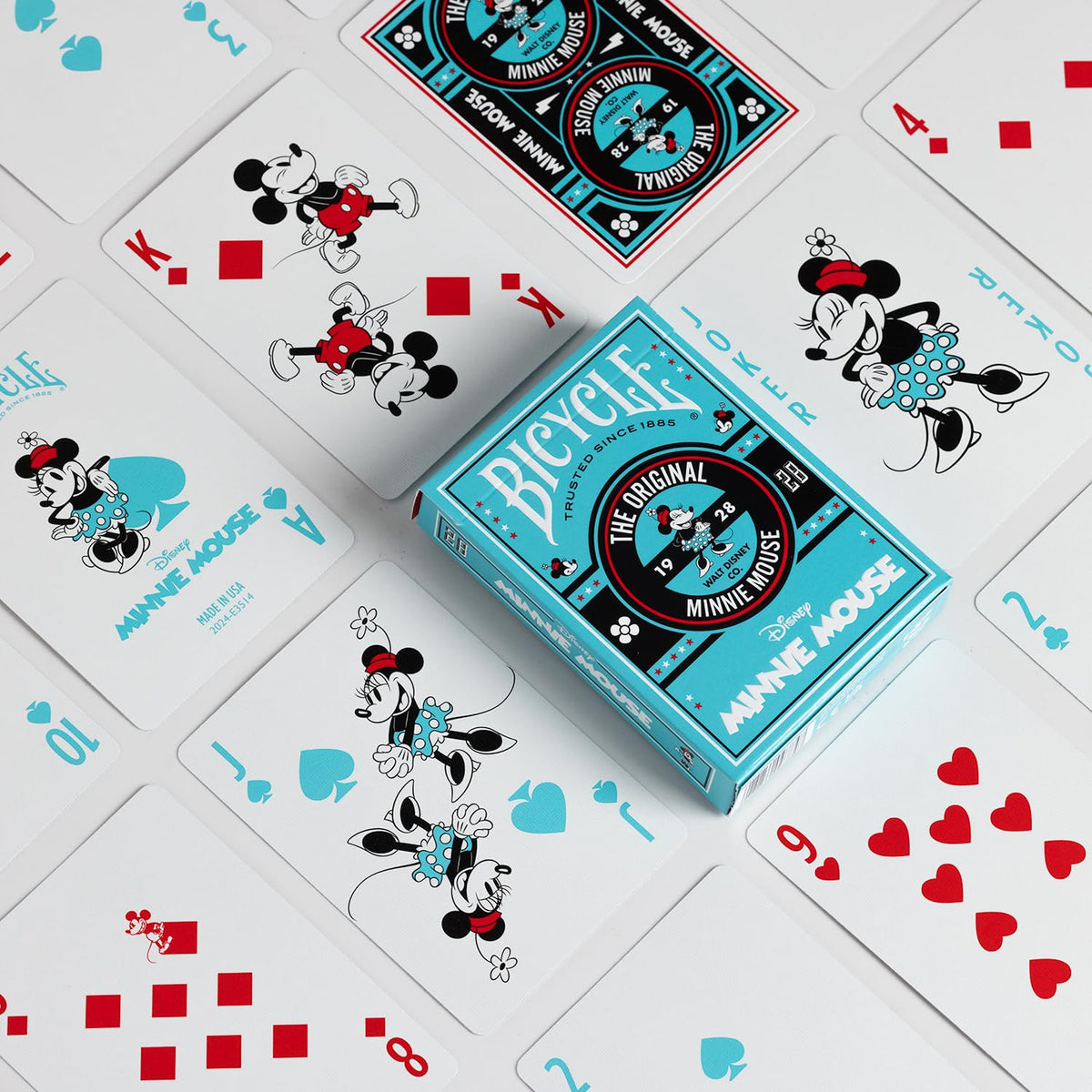 Bicycle Disney Minnie Mouse Playing Cards – Classic Poker Size Deck with Air-Cushion Finish