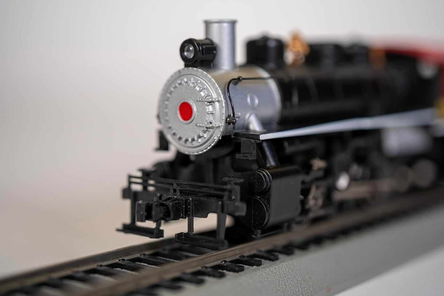 Bachmann USRA 0-6-0 Steam Locomotive with Smoke & Short Haul Tender N.C. & St. L. #152 HO Scale