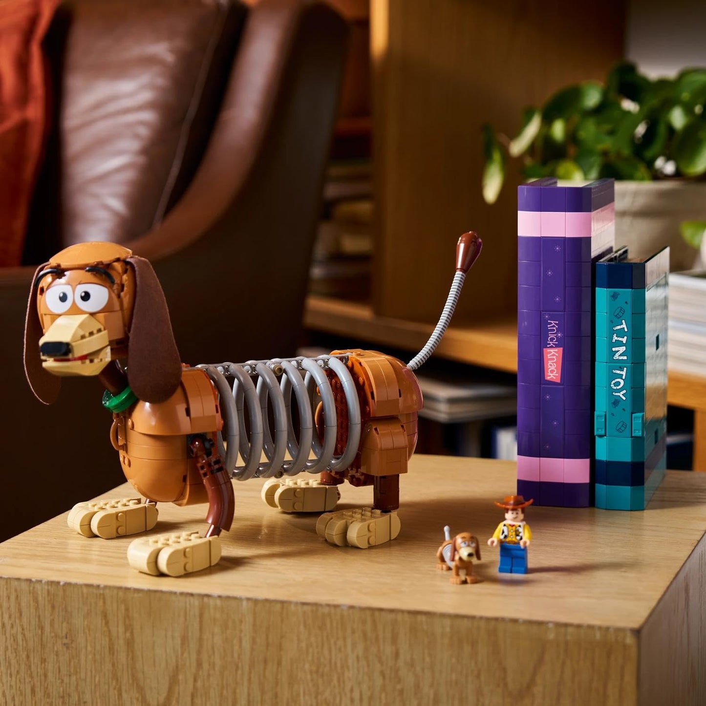 LEGO 43301  Disney and Pixar Toy Story Slinky Dog Bookends - Cute Dachshund Piece for Adults 18+