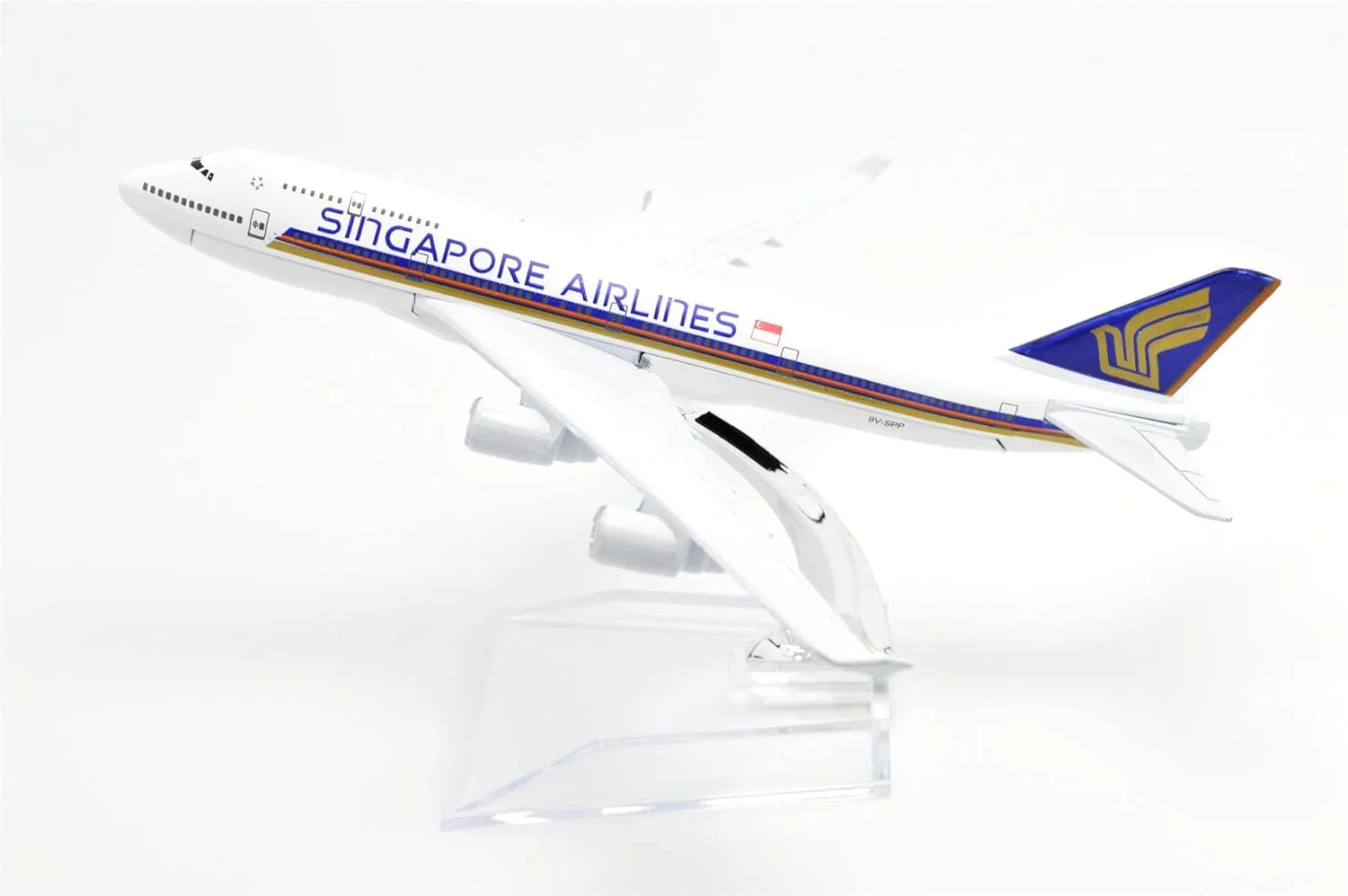 Collectible 1:400 Scale Aircraft Model Airplane – Singapore Airlines B747 (16 cm) - Jaiman Toys
