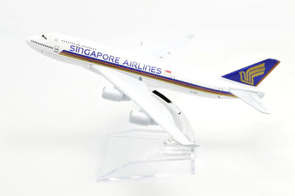 Collectible 1:400 Scale Aircraft Model Airplane – Singapore Airlines B747 (16 cm) - Jaiman Toys