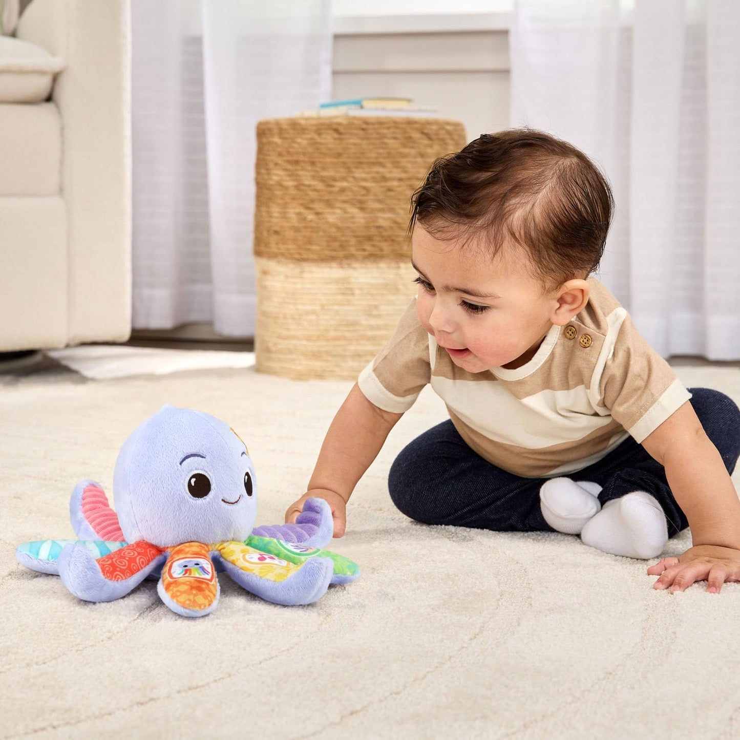 VTech Baby Snuggles the Octopus Musical Plush Toy | Soft Sensory Learning Toy for Babies with Lights, Sounds & Songs