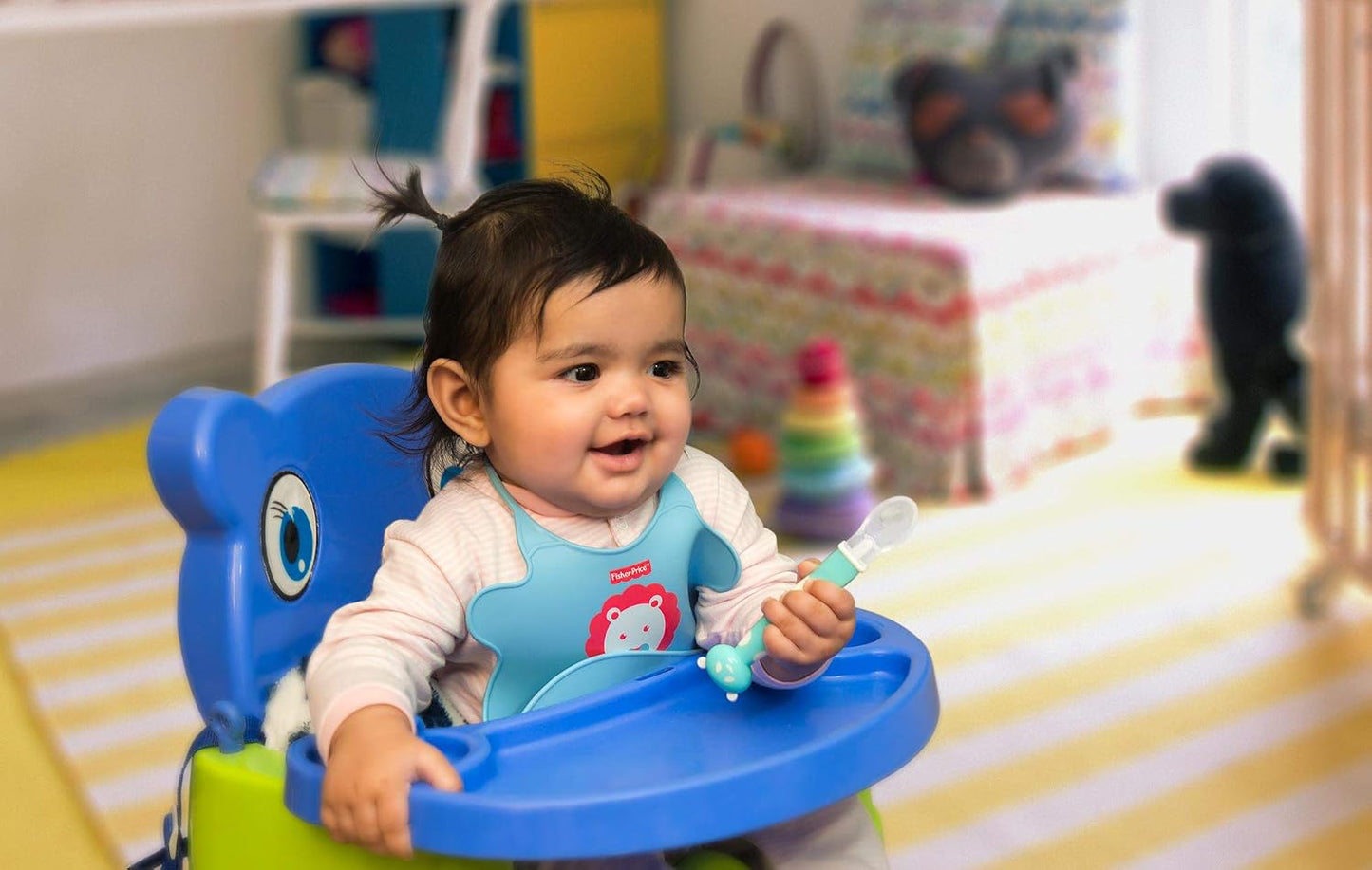 Fisher-Price Ultra Care Easy Clean Silicone Baby Bib | Soft Food Catcher Bib for Babies 4+ Months | Waterproof, BPA-Free, Adjustable Feeding Bib | Reusable Baby Weaning Bib | Blue
