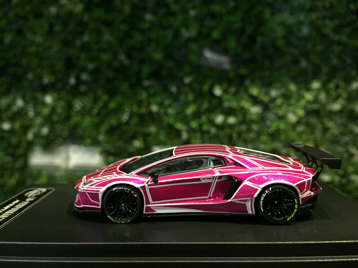 KING Model 1:64 Lamborghini LB Aventador Performance – Metallic Pink Grid Edition Diecast Model Car - Jaiman Toys
