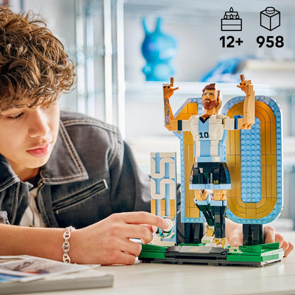 LEGO 43015 Editions Lionel Messi – Soccer Legend Building Set | Football Collectible Display Model for Kids & Fans