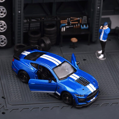 Bburago 2020 Ford Mustang Shelby GT500 1:64 Die-Cast Model Car