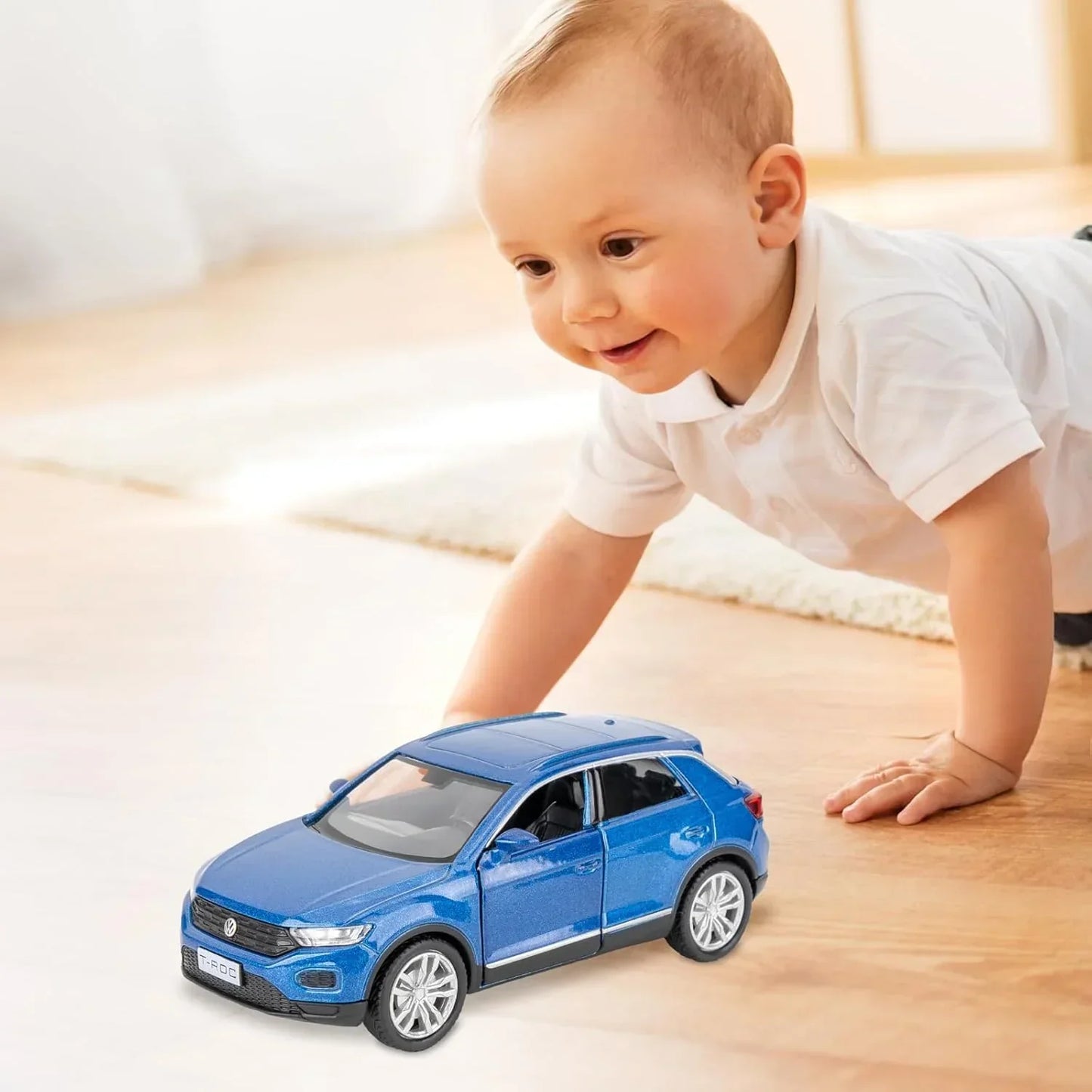 RMZ City Volkswagen T-Roc SUV 1:36 Die-Cast Car | Pull Back & Go | Openable Doors | Blue / Gold