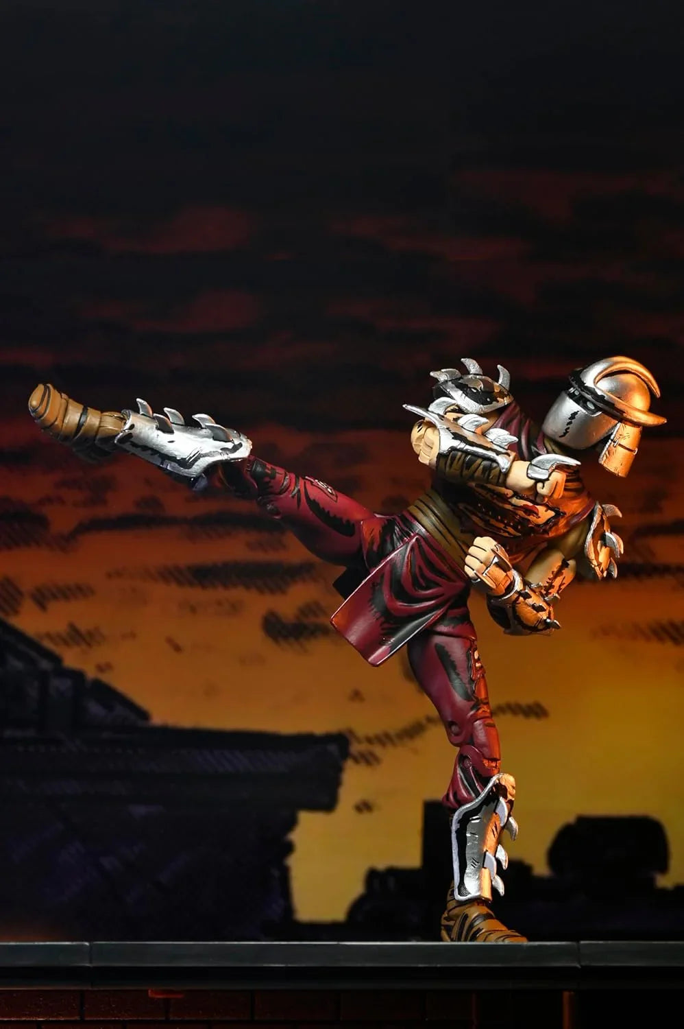 NECA TMNT Mirage Comics Battle Damaged Shredder 7" Action Figure - Jaiman Toys