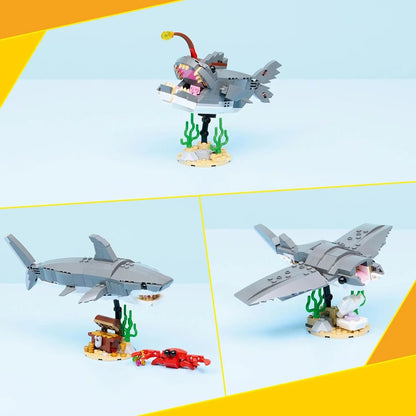 LEGO Creator 31381 3in1 Fierce Shark with a Treasure Chest Toy - Sea Animal Figure Transforms into an Anglerfish or Manta Ray - Room Decor Idea - Gift for 8+ Year Old Boys & Girls