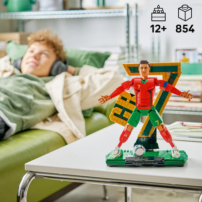 LEGO 43016 Editions Cristiano Ronaldo – Soccer Legend  Building Set | CR7 Collectible Football Display Model for Kids & Fans