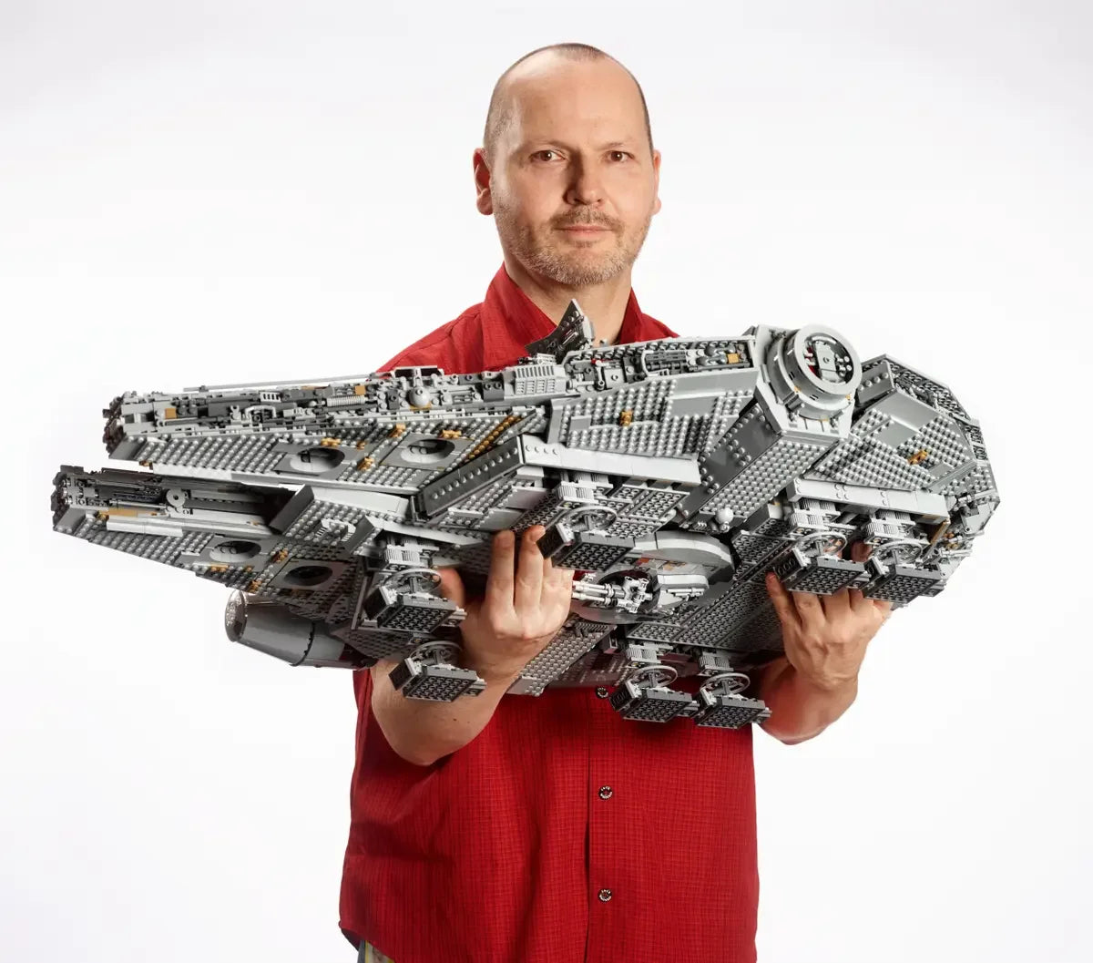 LEGO Star Wars Ultimate Millennium Falcon 75192 Expert Building Kit and Starship Model, Best Gift and Movie Collectible for Adults (7541 Pieces)