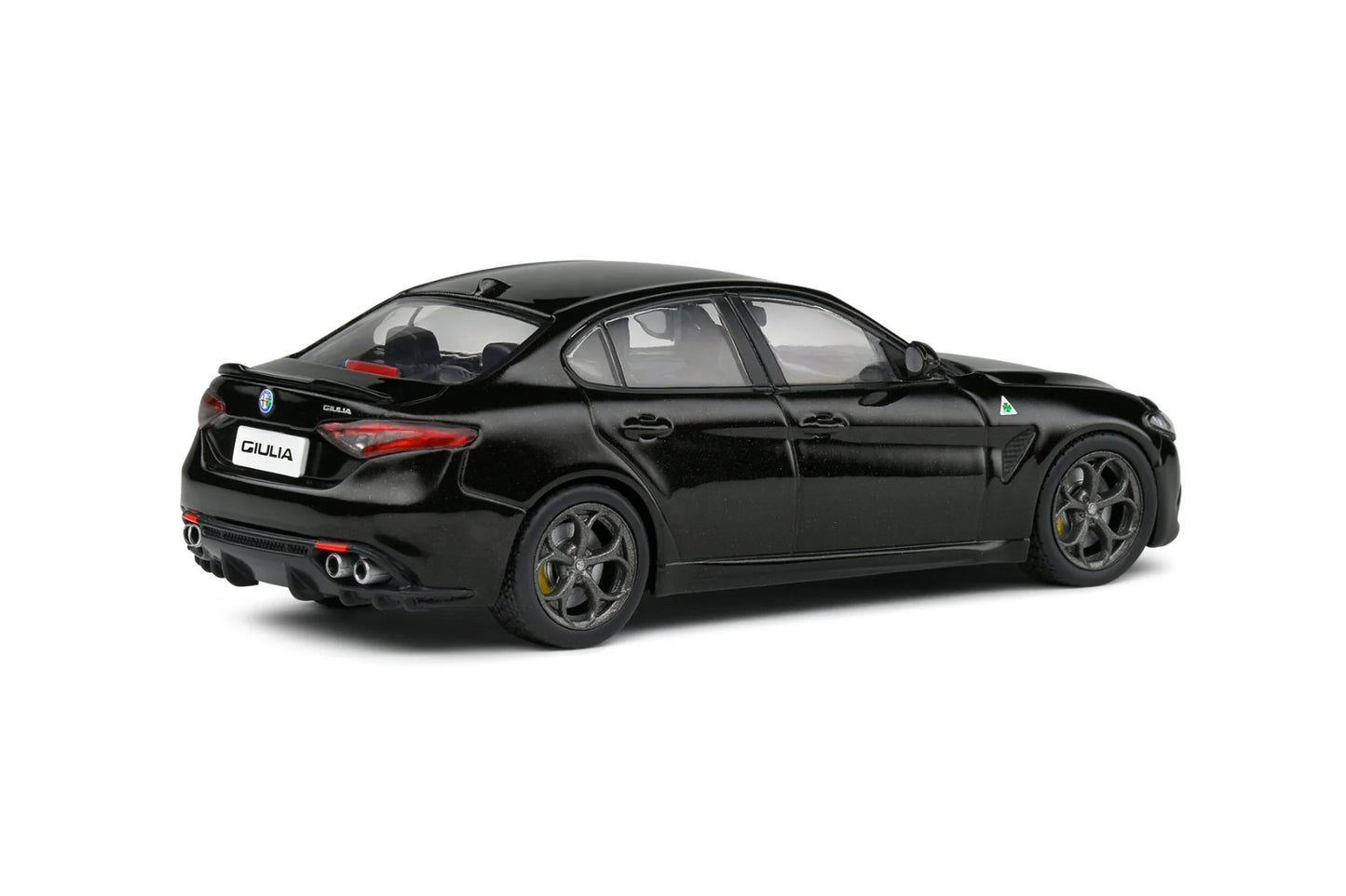 Solido : ALFA ROMEO GIULIA QUADRIFOGLIO BLACK (Scale 1:43)